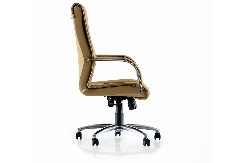 STAR 000C MANAGER CHAIR