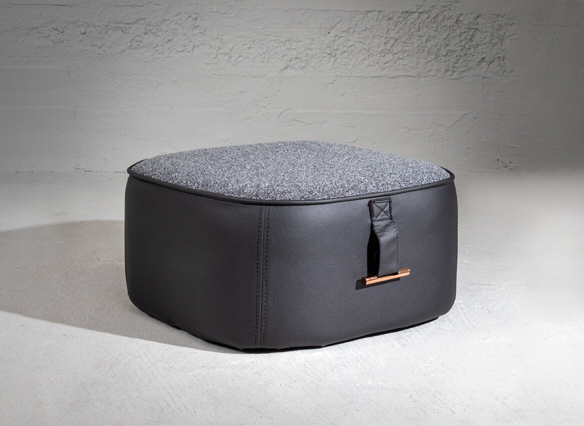 JOKER SQUARE POUF